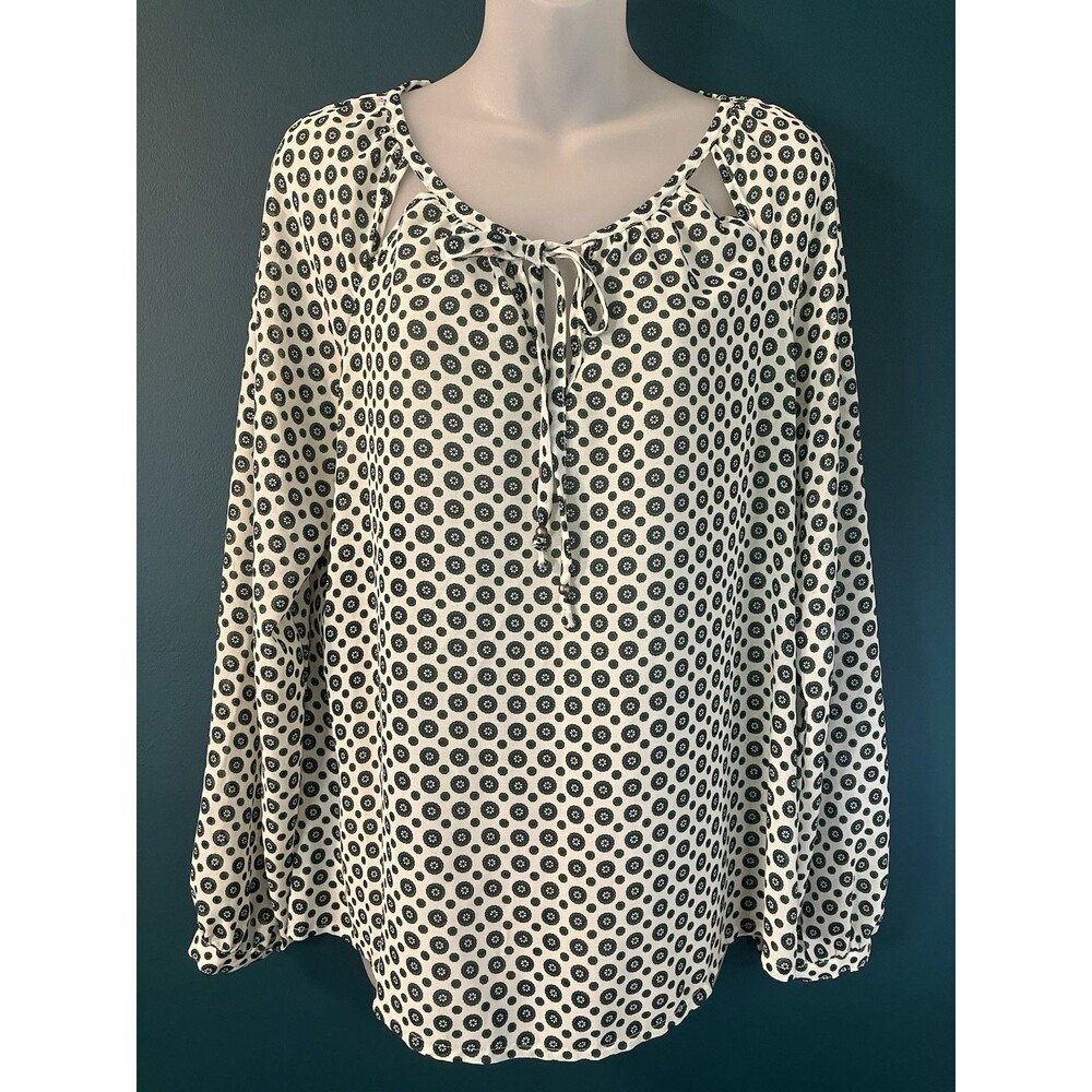Rose & Olive Women’s Size Med Top Blouse Shirt Boho Flowy Mandala Cut Outs